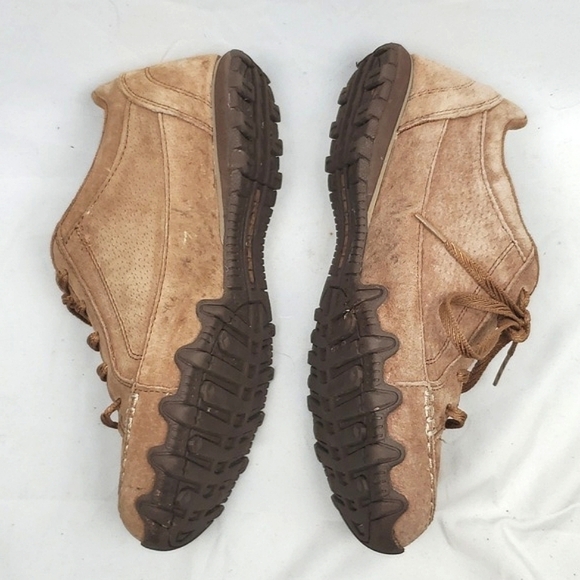 Skechers Tan Suede‎ Sneaker - Picture 3 of 10